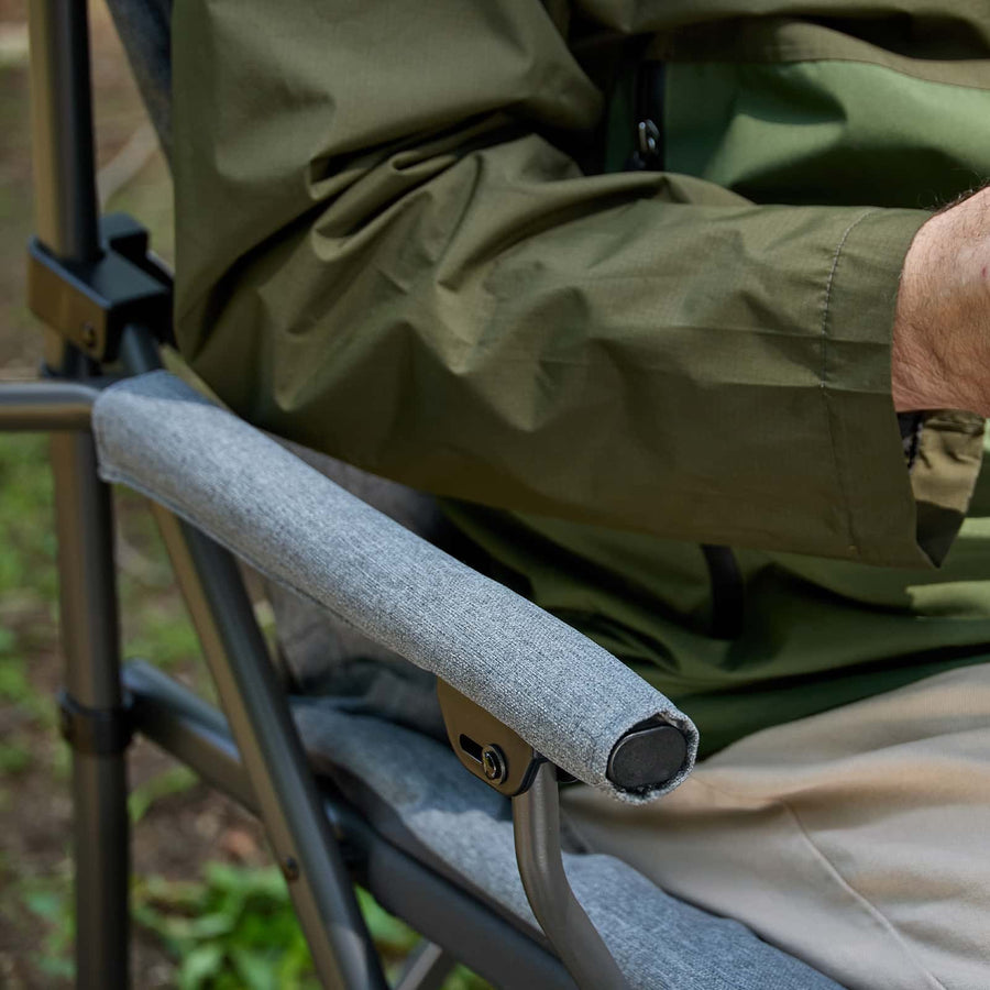 EVER ADVANCED Padded Oversized Folding Camping Chair