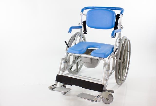 MaxiBathe Bariatric Self-Propelled Shower Chair by Platinum Health